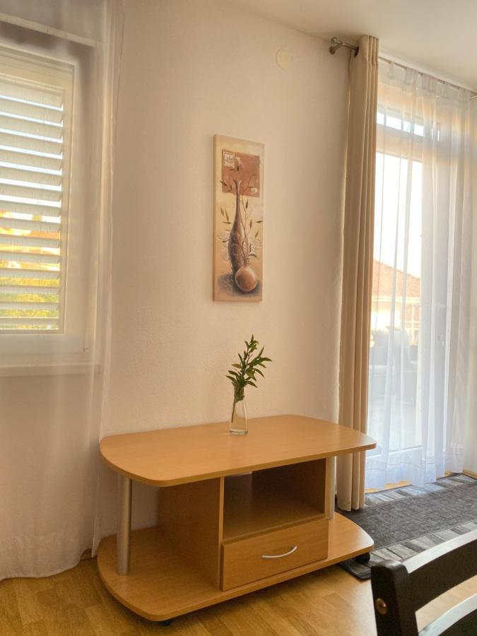 D.O.O. Yury Apartment Τρογκίρ Εξωτερικό φωτογραφία