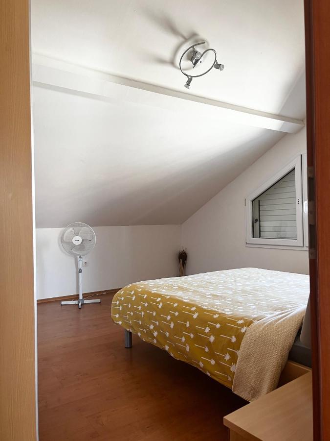 D.O.O. Yury Apartment Τρογκίρ Εξωτερικό φωτογραφία