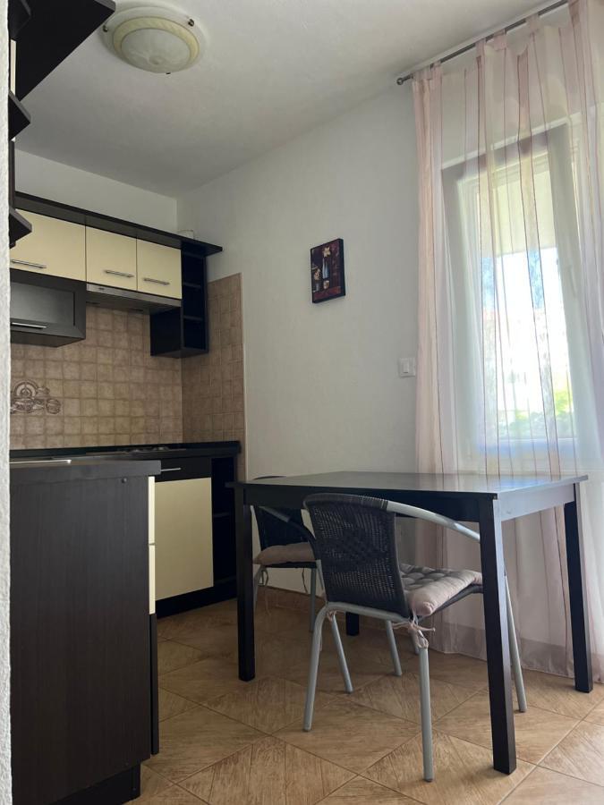 D.O.O. Yury Apartment Τρογκίρ Εξωτερικό φωτογραφία