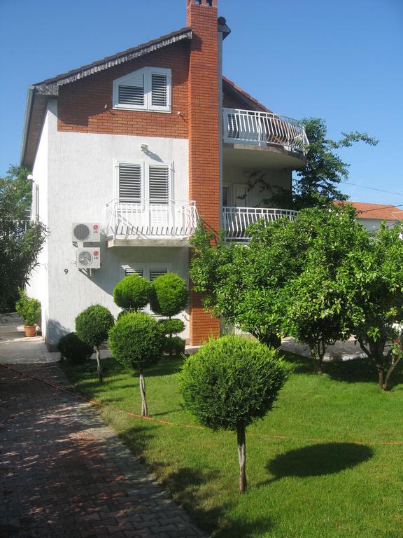 D.O.O. Yury Apartment Τρογκίρ Εξωτερικό φωτογραφία